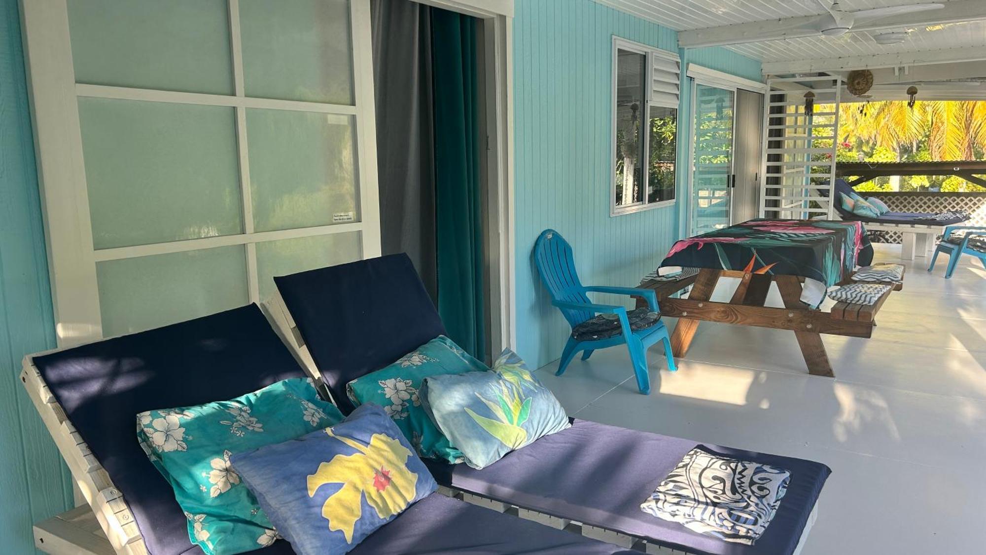 Le Fare Bleu Tiputa Rangiroa Apartment Ngoại thất bức ảnh